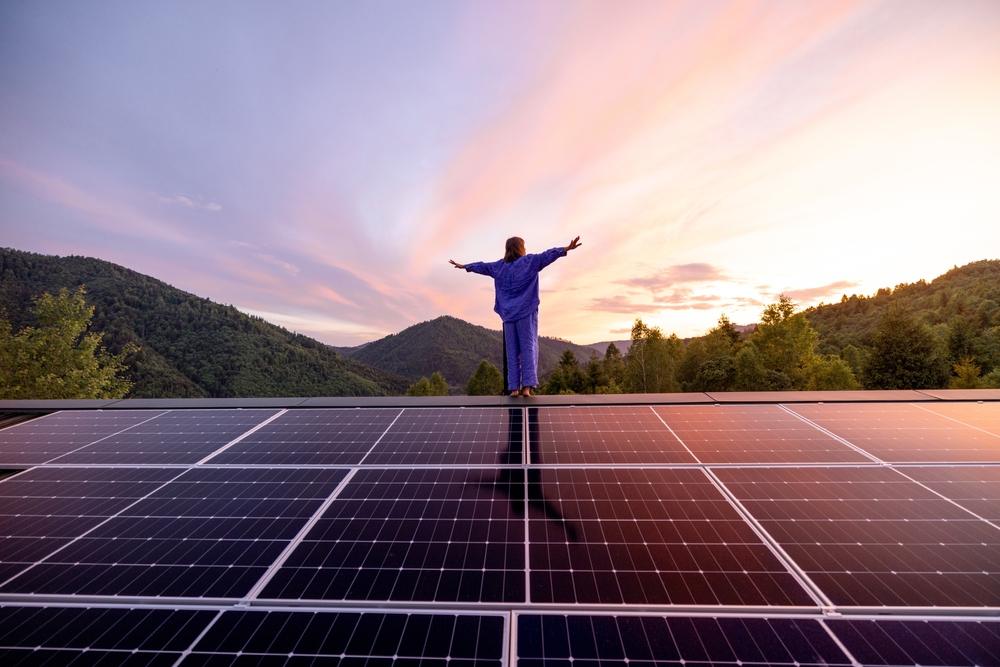 descubra o que é e como funciona a energia solar